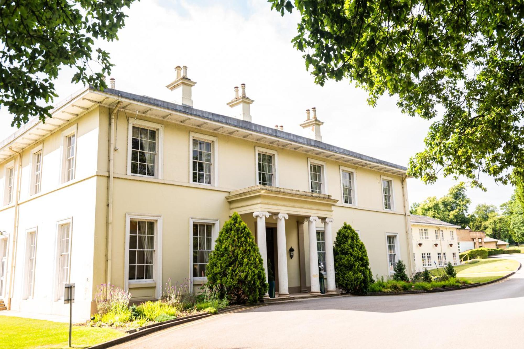 Eastwood Hall Exterior foto